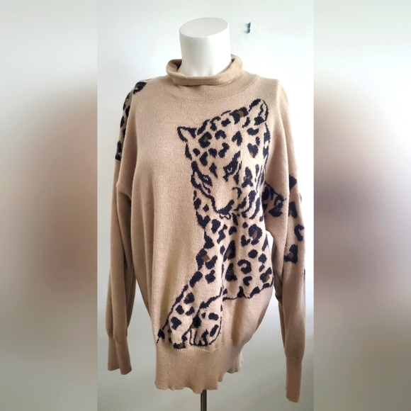 ESCADA - size 38/S- Vintage sweater with Leopard knit graphic - Picture 2 of 11